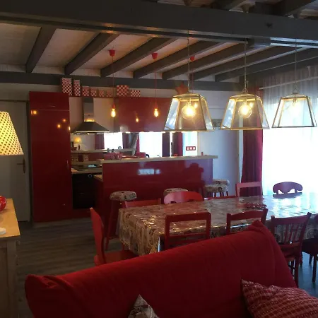 Jonquille Chalet Arpaulia *